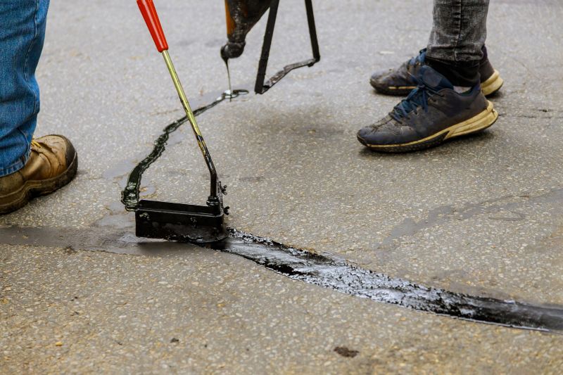Residential Driveway Sealcoating in Tampa, FL