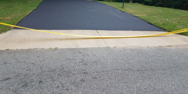 Blacktop Sealcoating